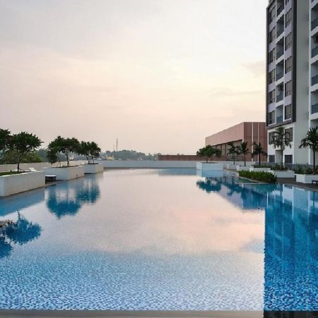 Lovina 17-11 At Harbour Bay Residences Nagoya Exterior photo